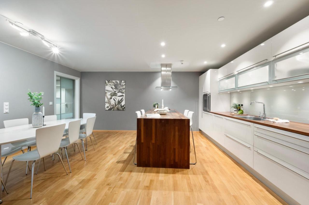 Floyen Lux Apartment ベルゲン エクステリア 写真